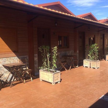 Alojamiento Hotel Rural Lalola Villacanas Bagian luar foto